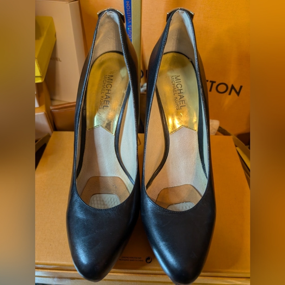 Michael Kors Black Women's Stilettos - Picture 5 of 10